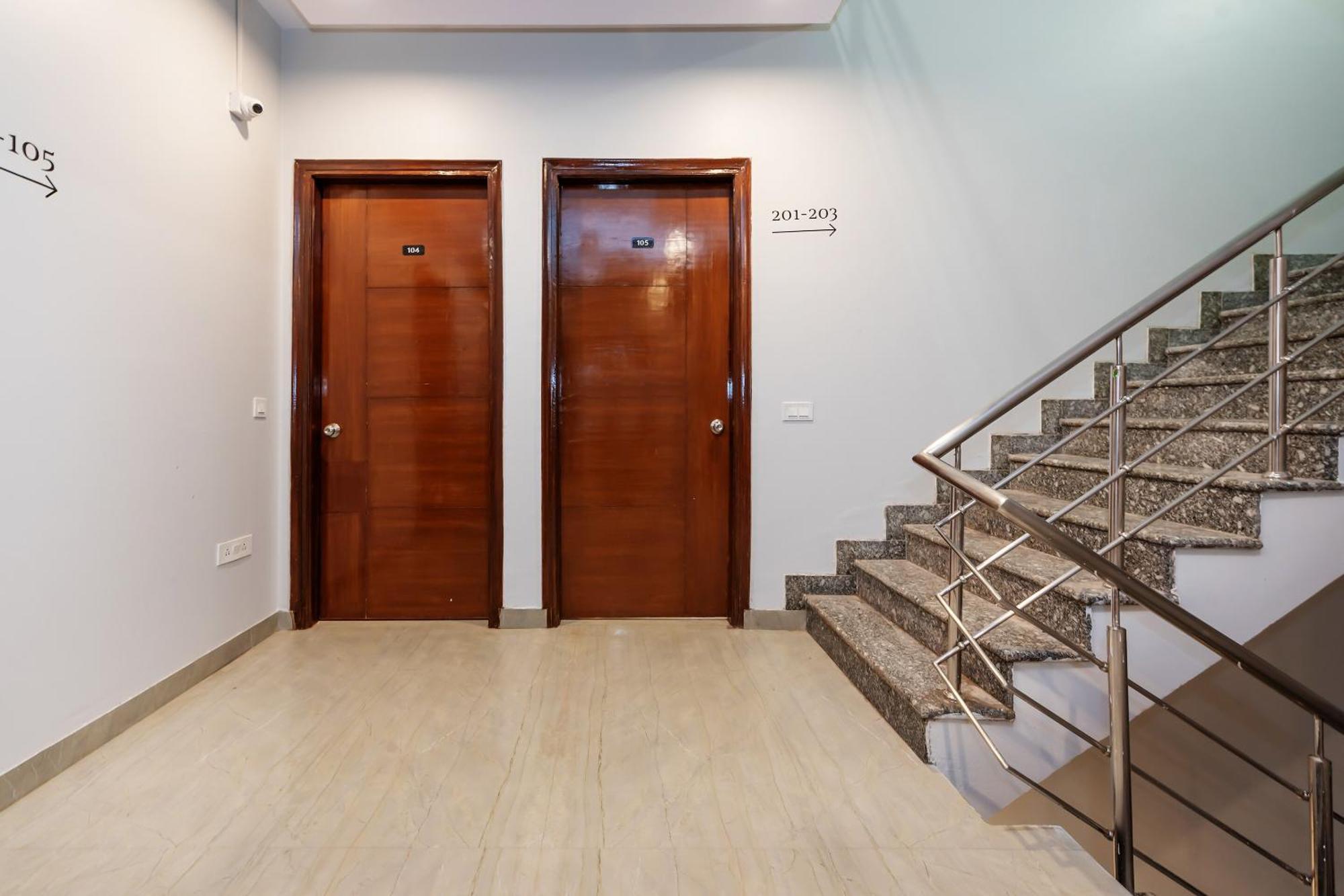 Hotel O Earth Villa Near Bestech Central Square Mall Gurgaon Zewnętrze zdjęcie